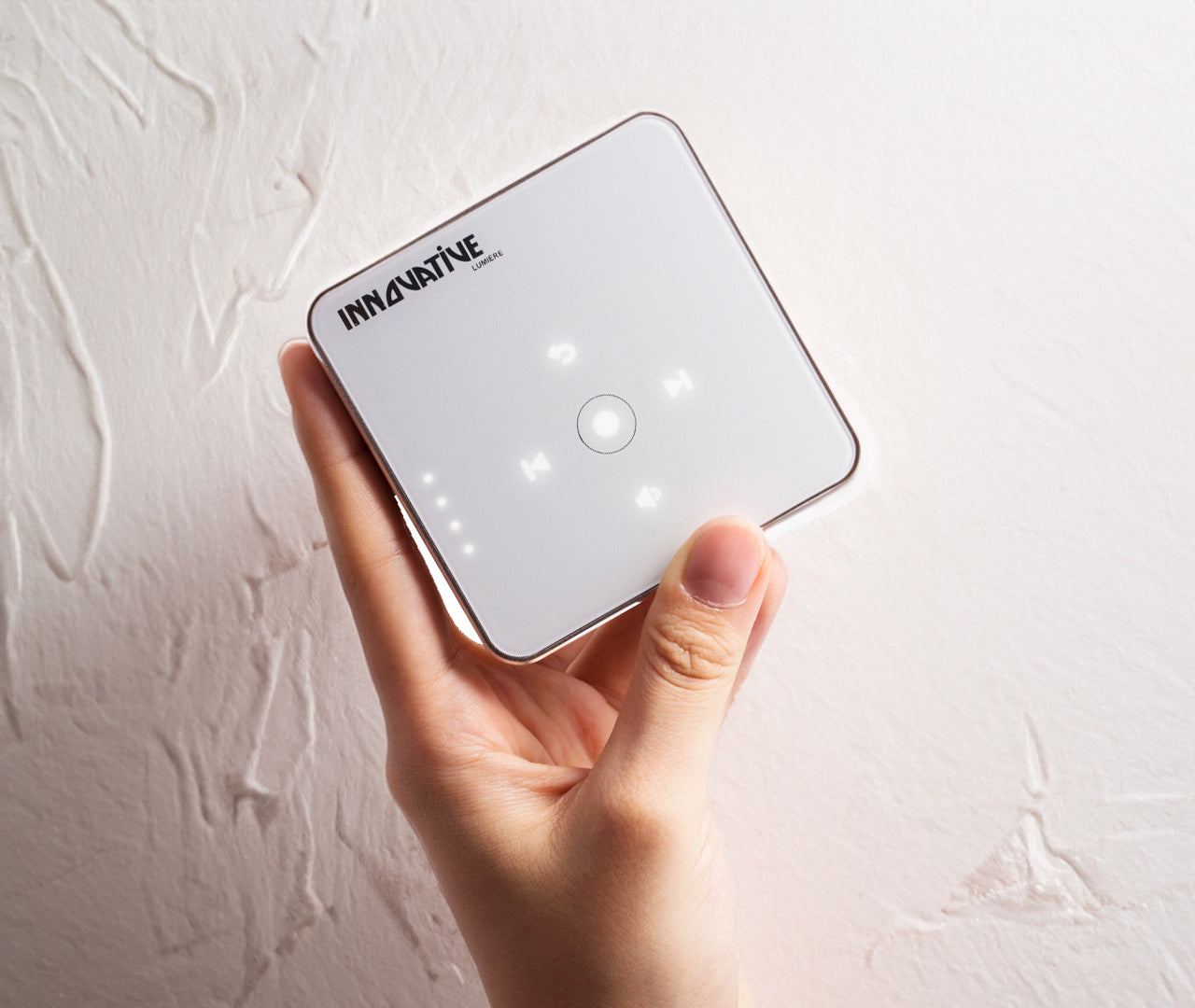 [Display Set] Battery Pocket INNOVATIVE Lumiere Mini USB-C Short Throw Home Projector