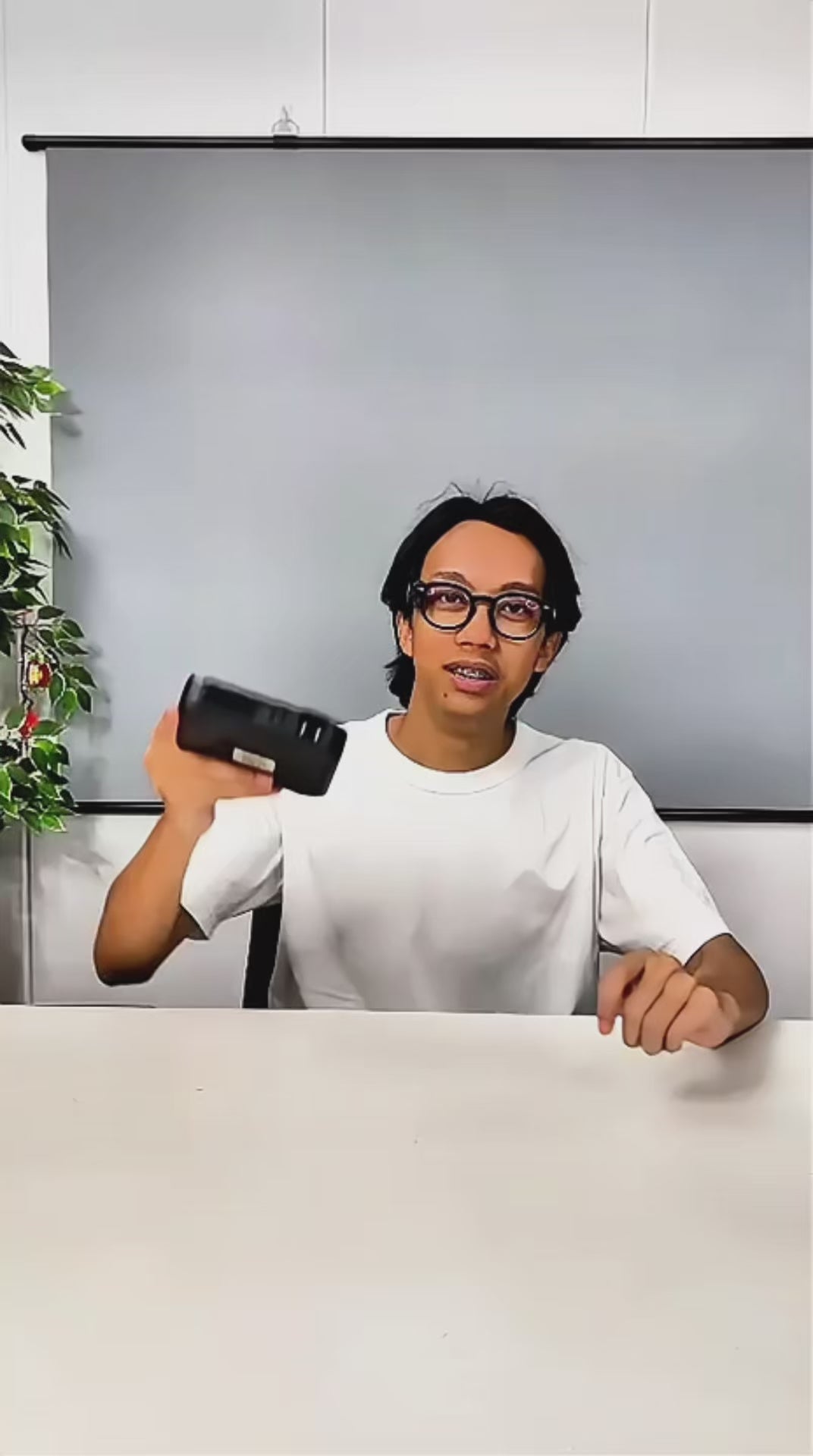 INNOVATIVE K6 Pro AI Smart Mini Projector – Full HD 1080P | Built-In Netflix & 4K YouTube | Palm-Sized with AI Auto Focus & Keystone