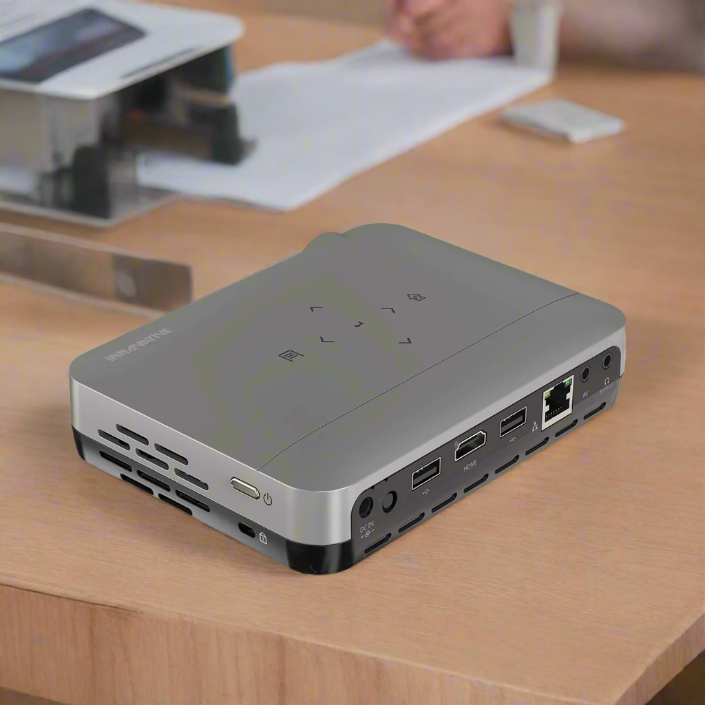革新的な DS11 4k 3D 超短焦点ホーム &amp; ビジネス スマート プロジェクター
